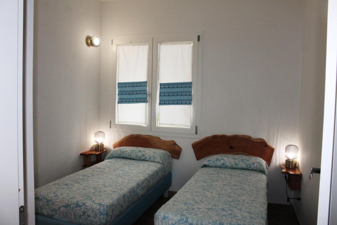 Alba Stupendo Appartamento In Villa Fronte Mare - Golfo Dell'Asinara - Internet Free Valledoria Kültér fotó