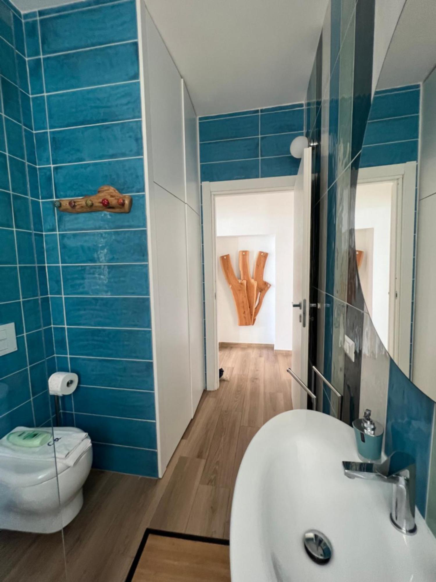 Alba Stupendo Appartamento In Villa Fronte Mare - Golfo Dell'Asinara - Internet Free Valledoria Kültér fotó