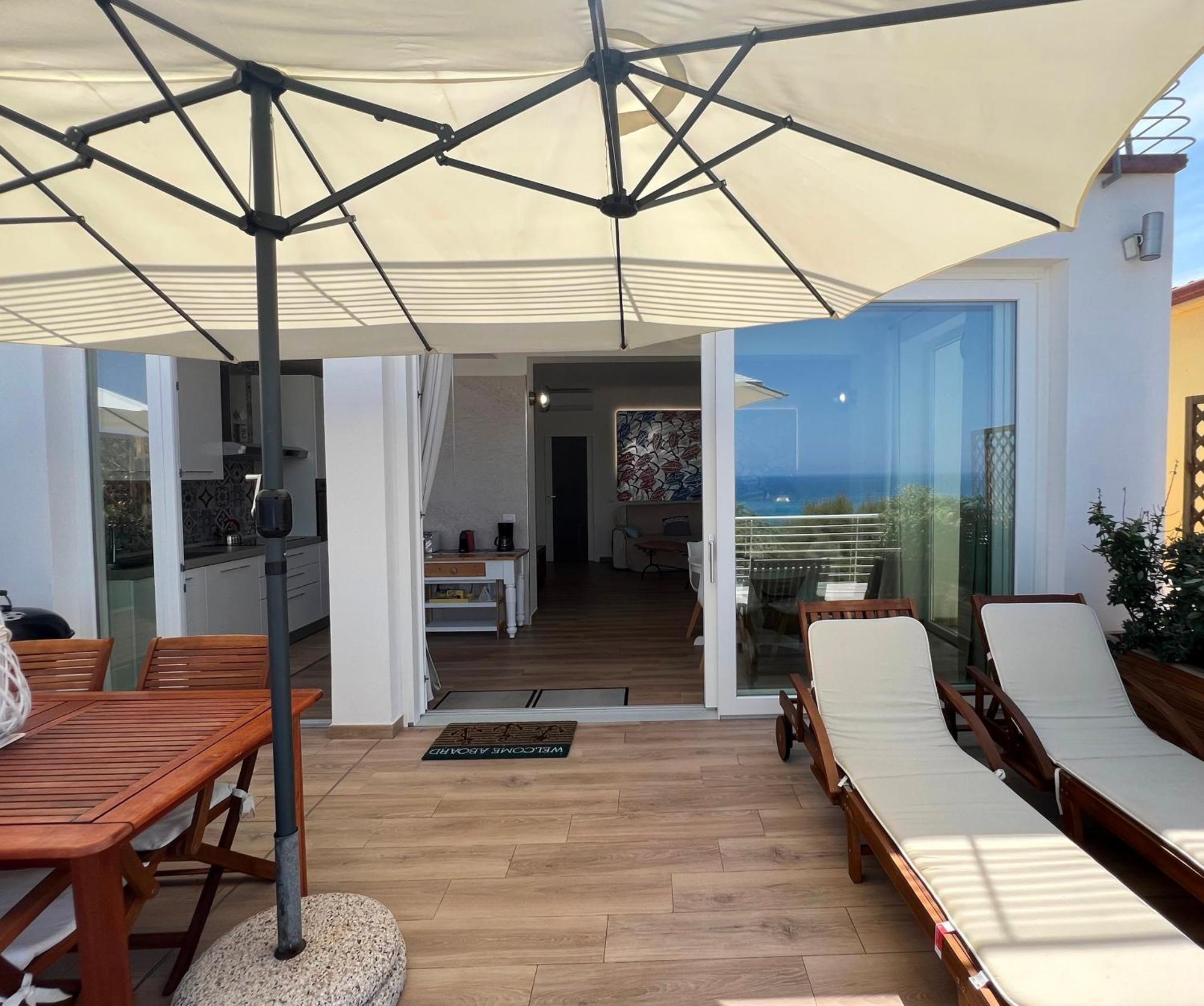 Alba Stupendo Appartamento In Villa Fronte Mare - Golfo Dell'Asinara - Internet Free Valledoria Kültér fotó