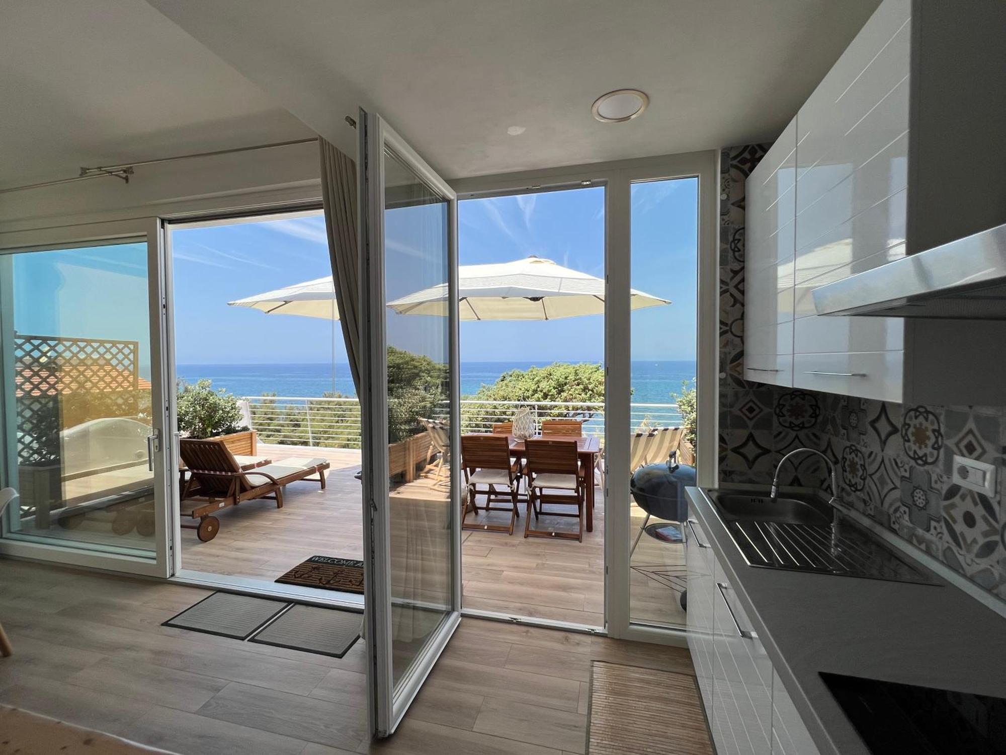 Alba Stupendo Appartamento In Villa Fronte Mare - Golfo Dell'Asinara - Internet Free Valledoria Kültér fotó